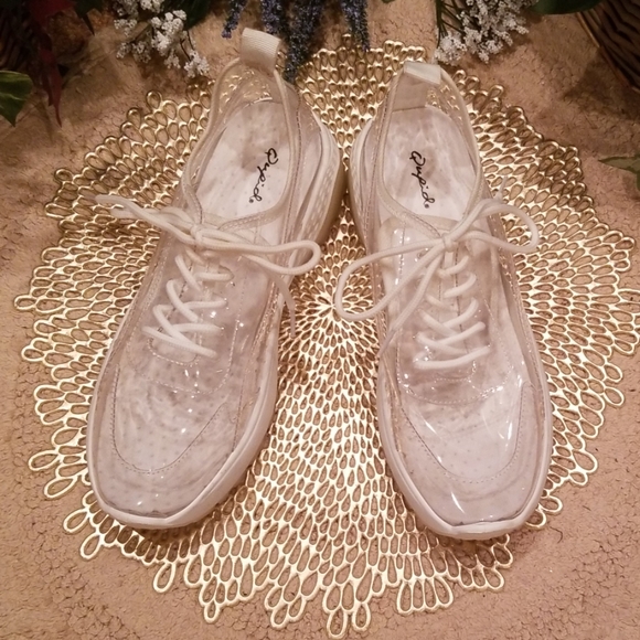 Cupid "Clear Vision" Sneakers (Runs Small) - Picture 1 of 8
